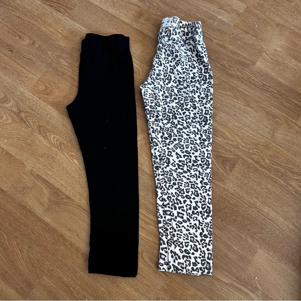 Epic Threads and Okie Dokie Black and white leopard print leggings bundle - Picture 2 of 3